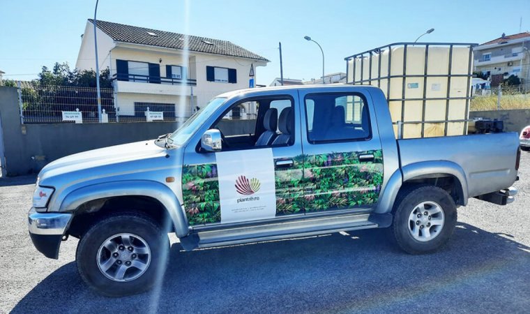 Decoração de viaturas em vinil autocolante plantalivre