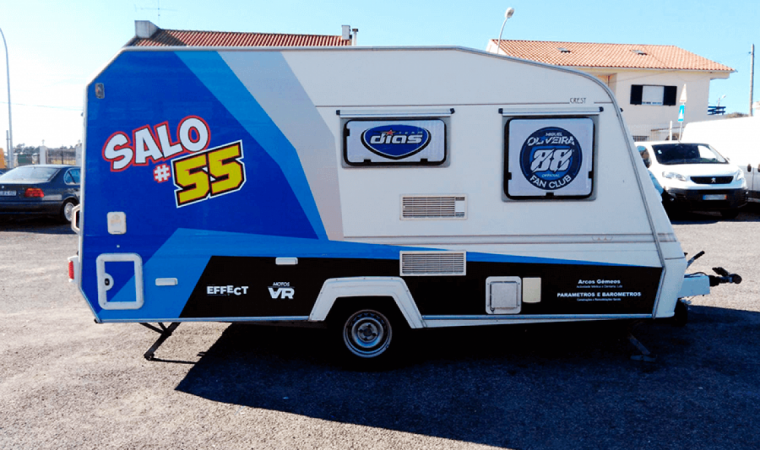 Decoração MotorHome Salo55 com vinil para viatura