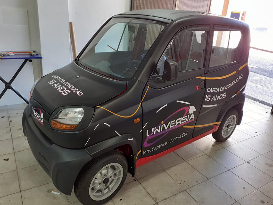 CAR WRAP - Escola de condução Universia