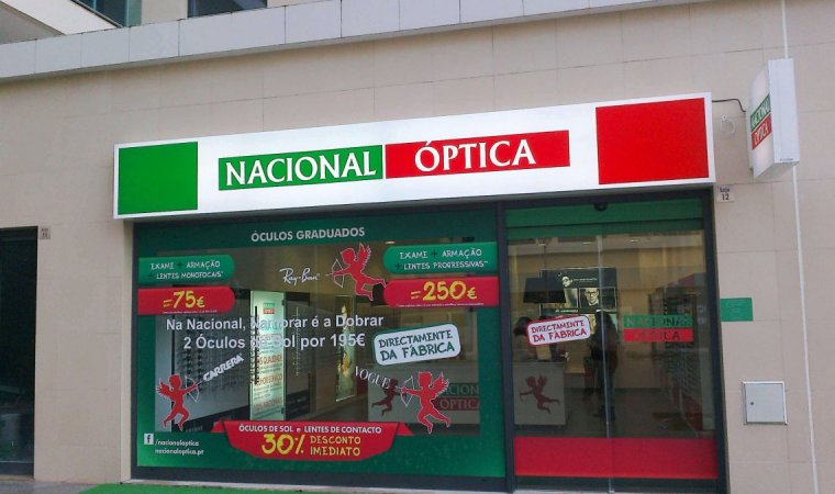 Decoração Montra e Interior - Nacional Óptica 