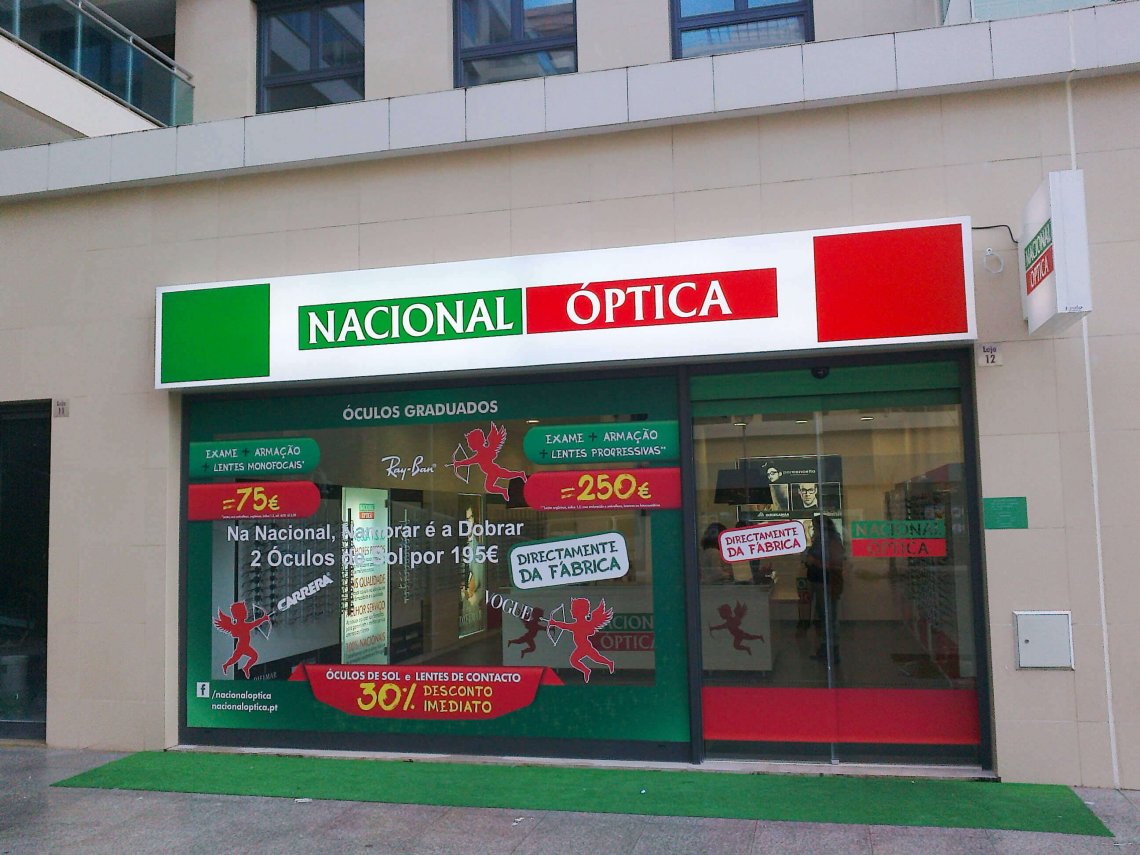 Decoração Montra e Interior - Nacional Óptica 