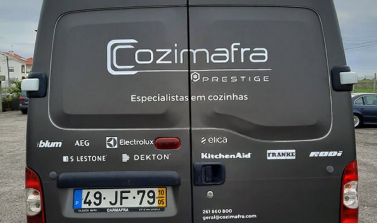 Aplicação de vinil de gama profissional Cozimafra