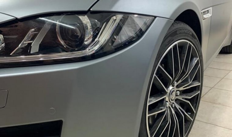 Wrap de Jaguar com vinil cast